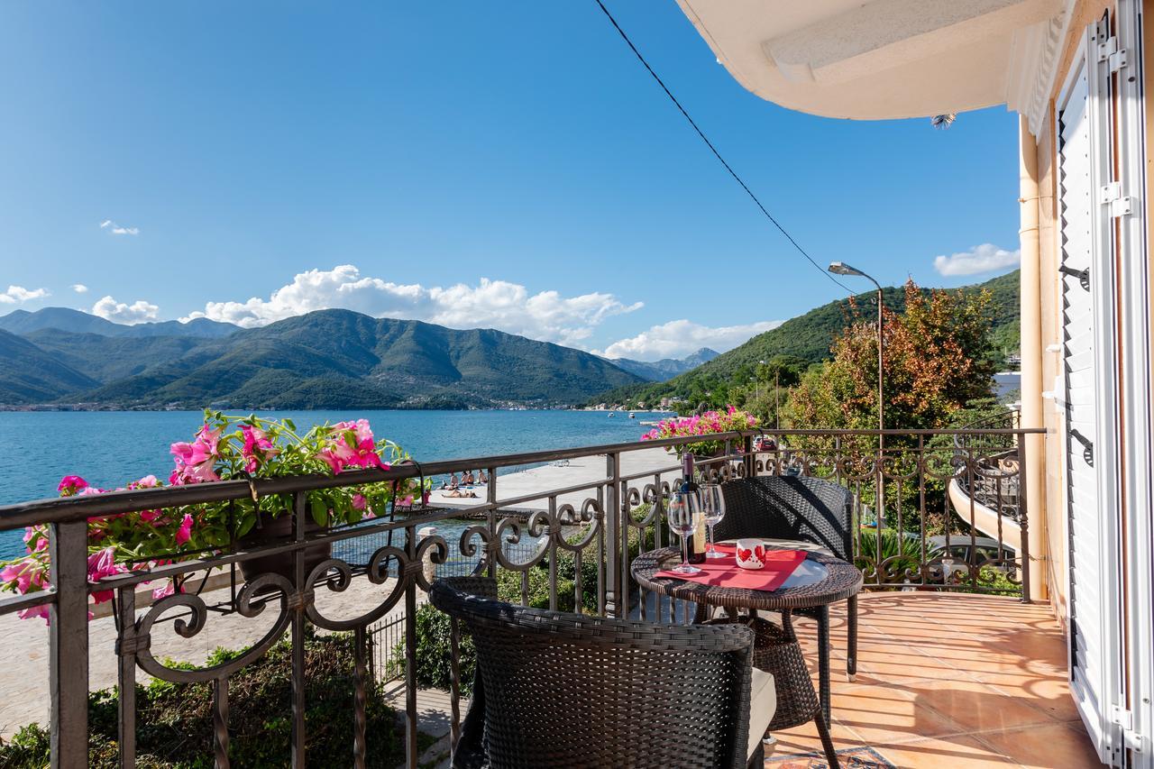 Apartment Villa Marija Tivat Eksteriør billede